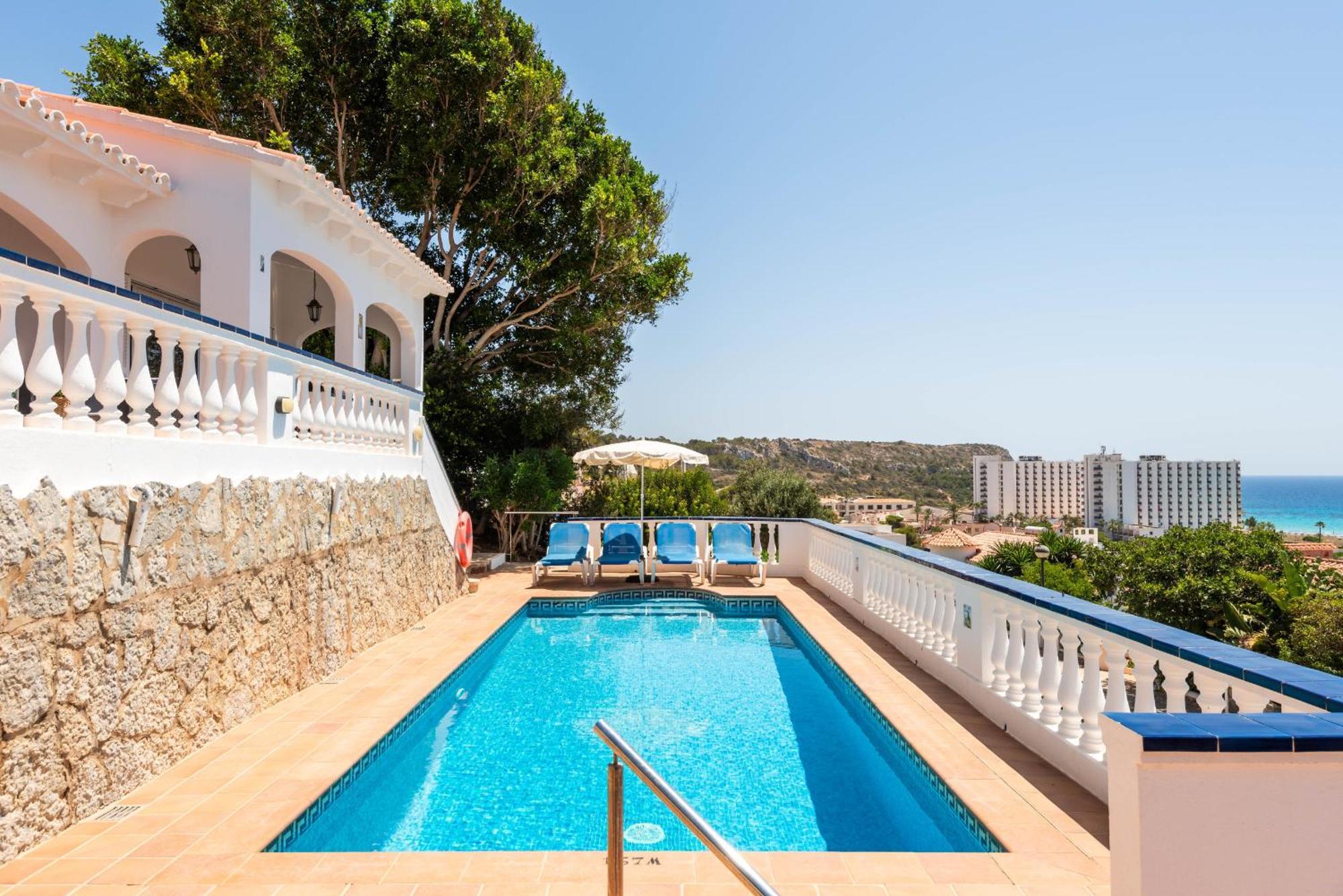 Villa Los Pinos Son Bou Exterior photo